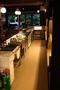 フルセットの厨房設備