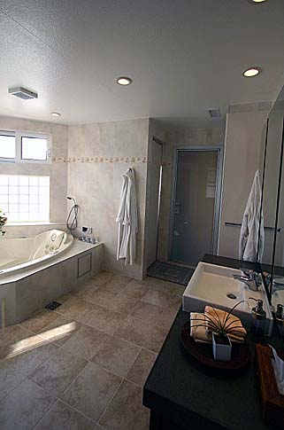 マスターバスルーム