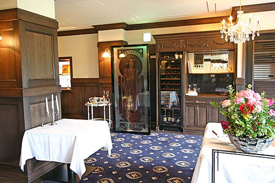 ワイン等お酒のサービスヤード